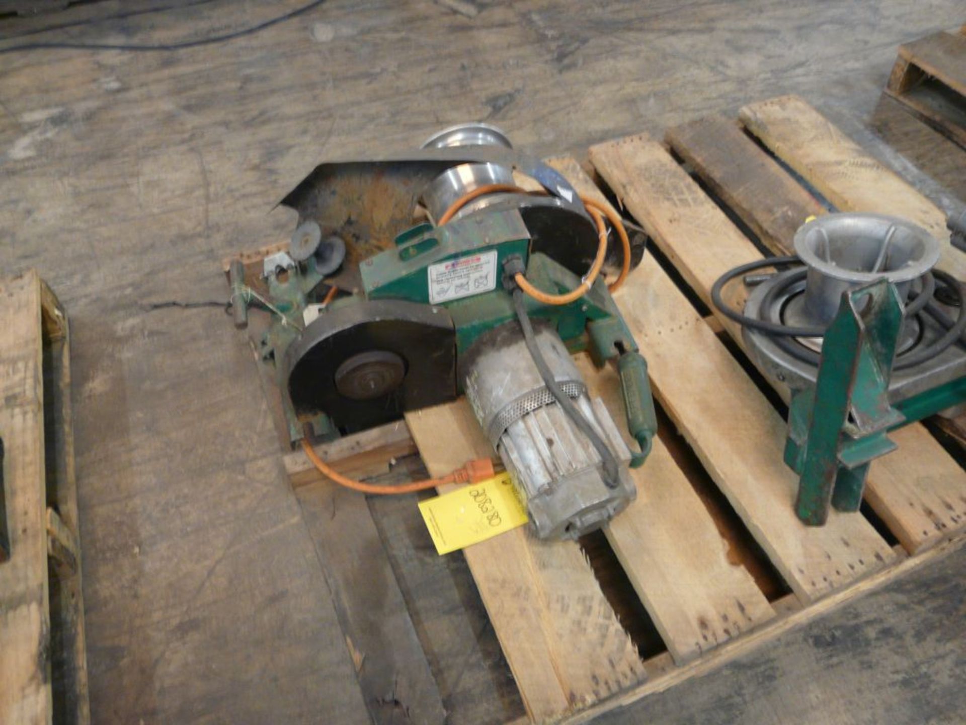 Greenlee Cable Puller; Tag: 208280