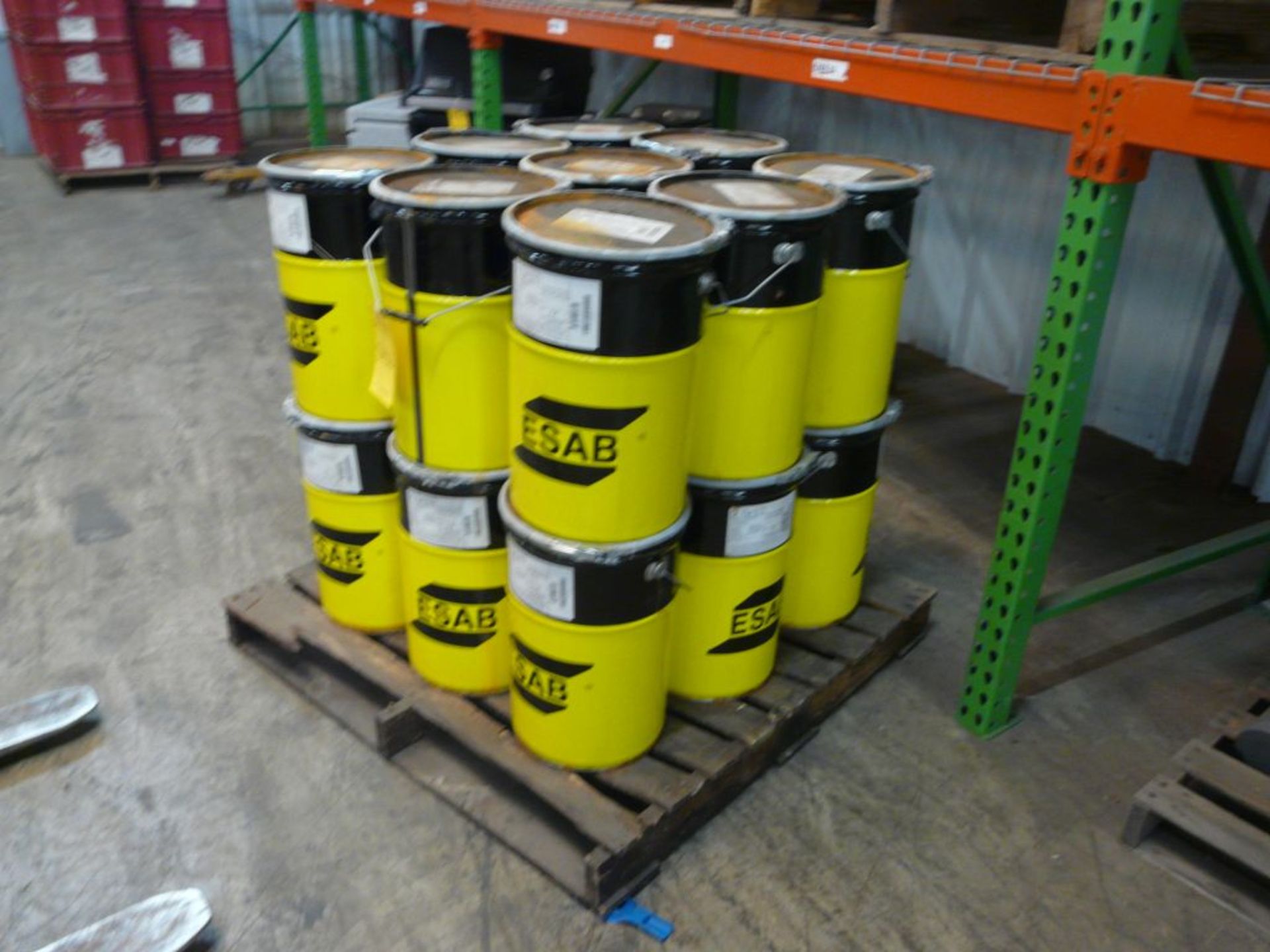 Lot of (36) Drums of ESAB Flux 10.72 - Part No. 1072000CBI; 55 lbs Each; Tag: 214962