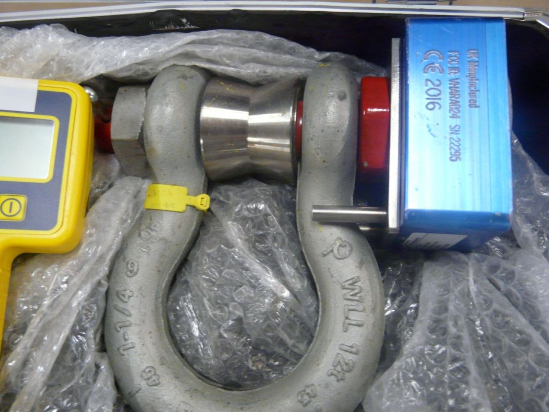 Straight Point Wireless Handheld & Loadcell/Shackle; Tag: 215197 - Image 4 of 5