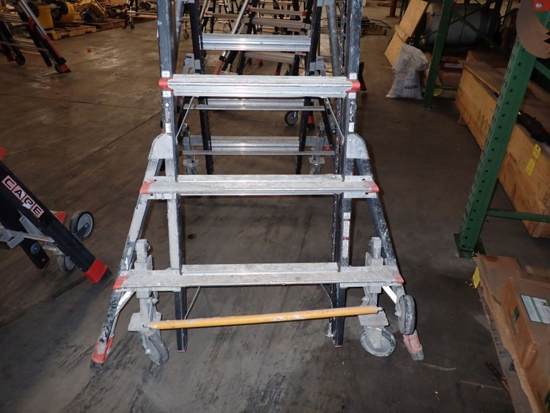 Little Giant Safety Cage Adjustable Platform Stepladder; Tag: 215285 - Image 5 of 7