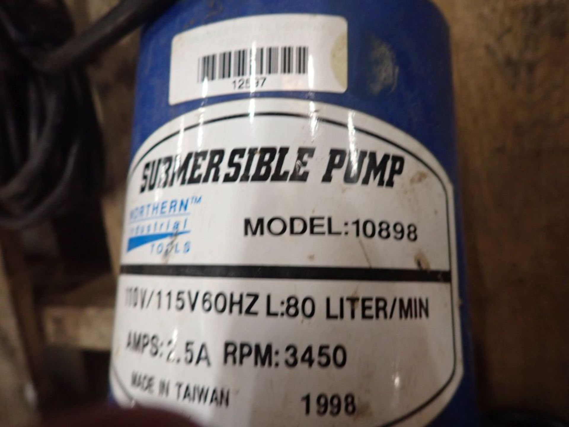 Lot of Assorted Submersible Pumps - Brands Include: DRS; Northern Industrial; Simer; Tag: 215079 - Image 10 of 18