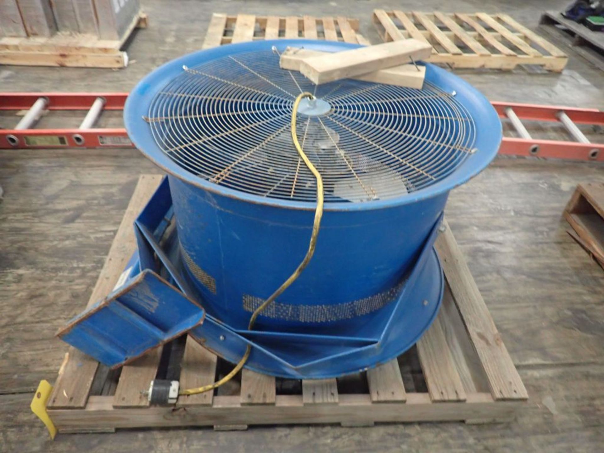 Industrial Work Fan; Tag: 215170 - Image 2 of 5