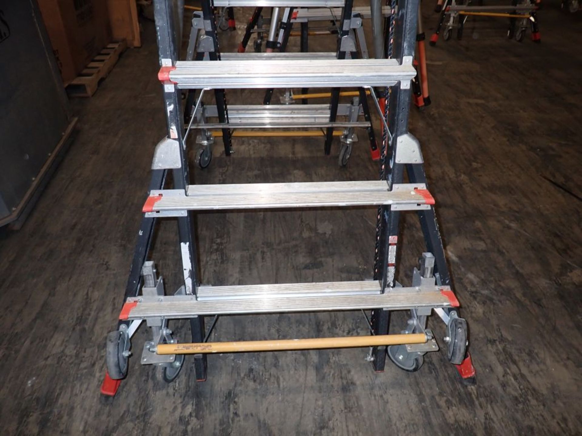 Little Giant Safety Cage Adjustable Platform Stepladder - 8-14'; 375 lb Capacity; Tag: 215275 - Image 6 of 6
