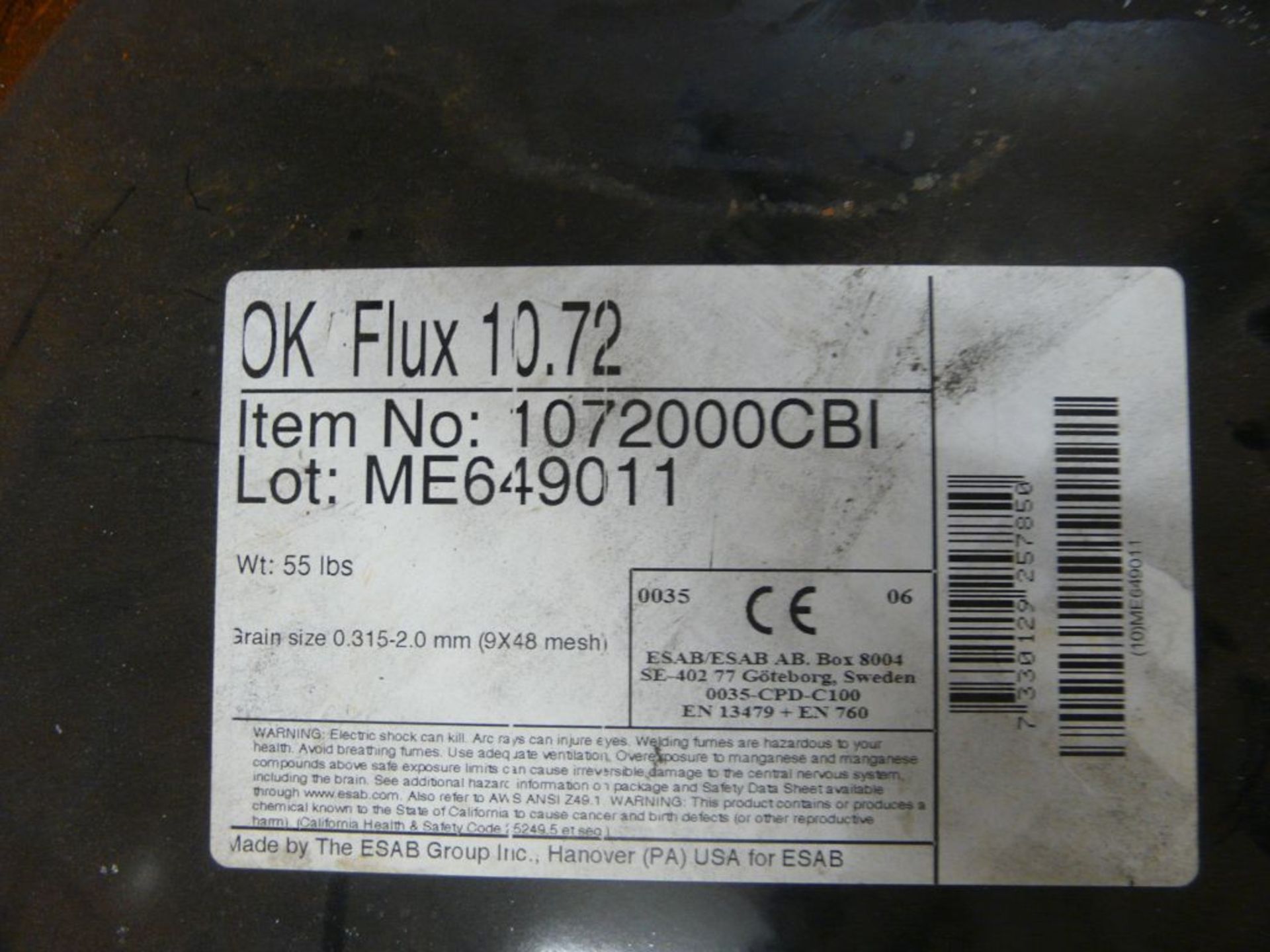 Lot of (63) Drums of ESAB Flux 10.72 - Part No. 1072000CBI; 55 lbs Each; Tag: 214961 - Image 3 of 4