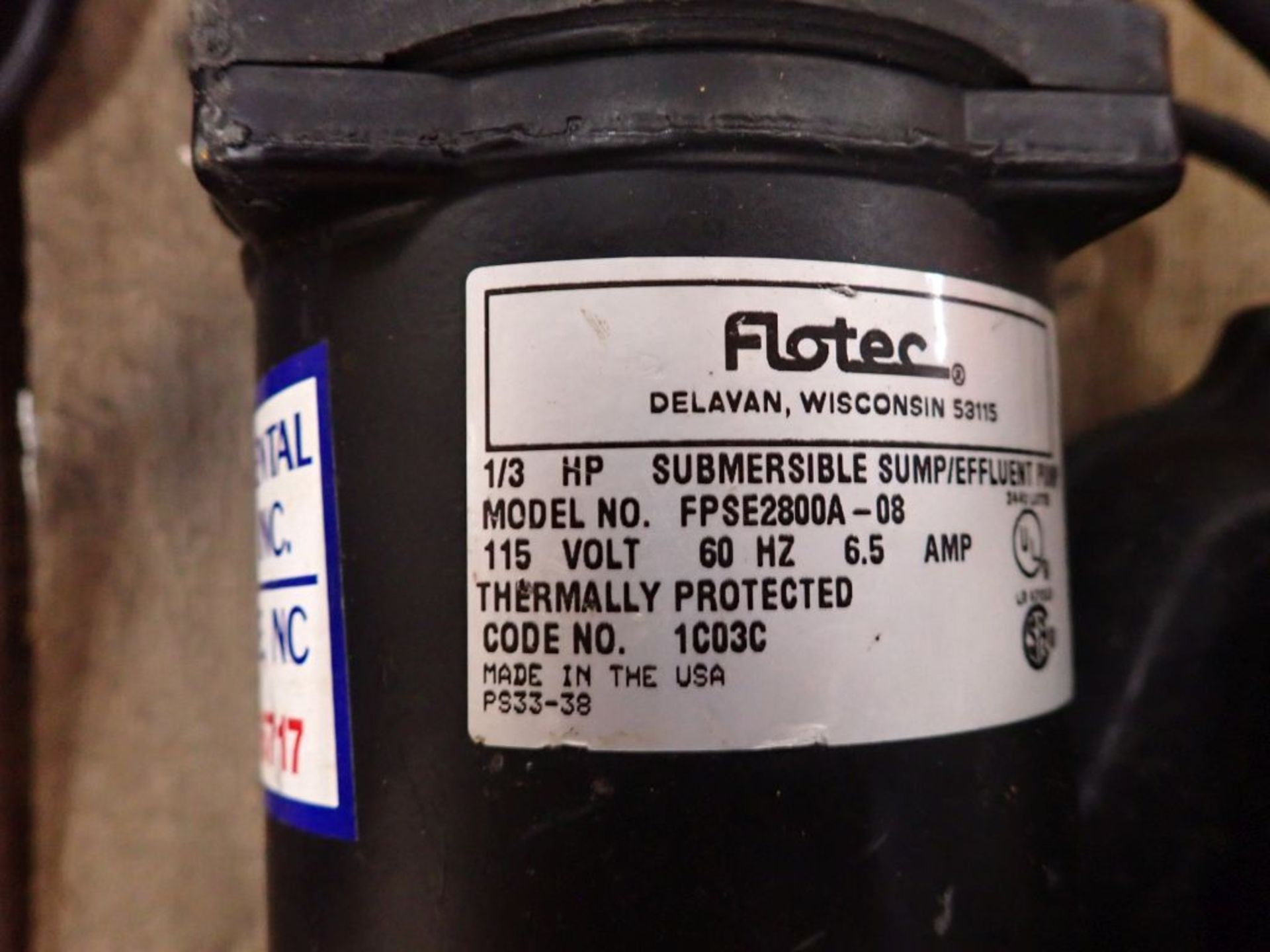 Lot of Assorted Submersible Pumps - Brands Include: DRS; Northern Industrial; Simer; Tag: 215079 - Image 5 of 18