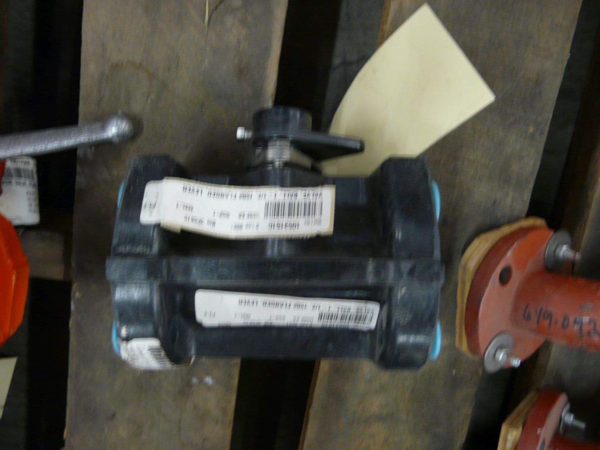 Lot of (2) Valves and (3) Elbows - (1) Keystone Butterfly Valve Part No. 920, Size: 4", 316 Stem; ( - Image 5 of 7