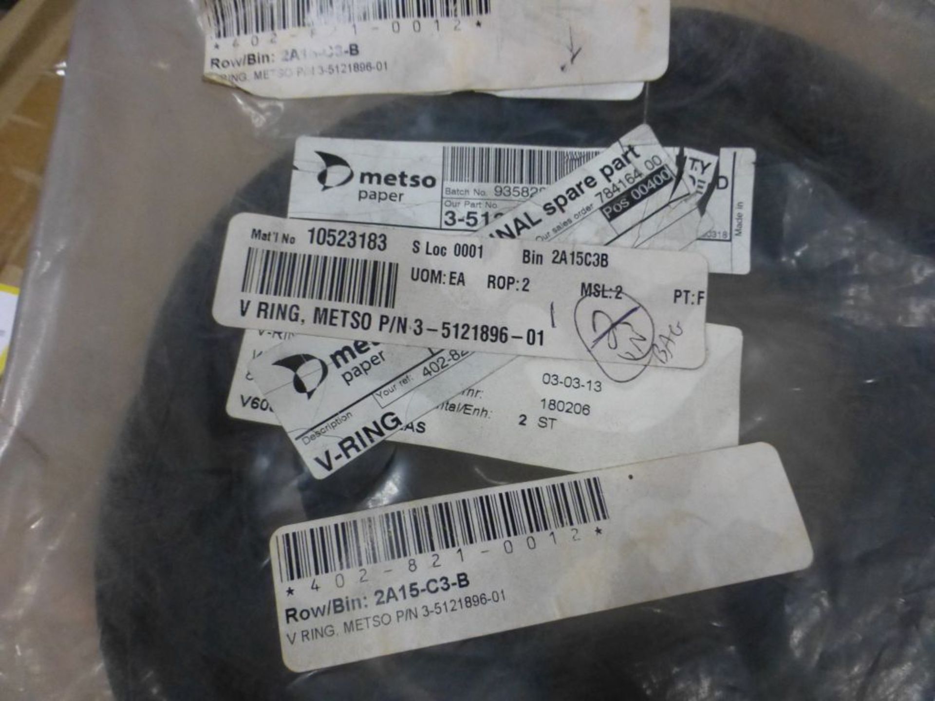 Lot of V-Rings and Seals - Tag: 216146 - Image 3 of 9