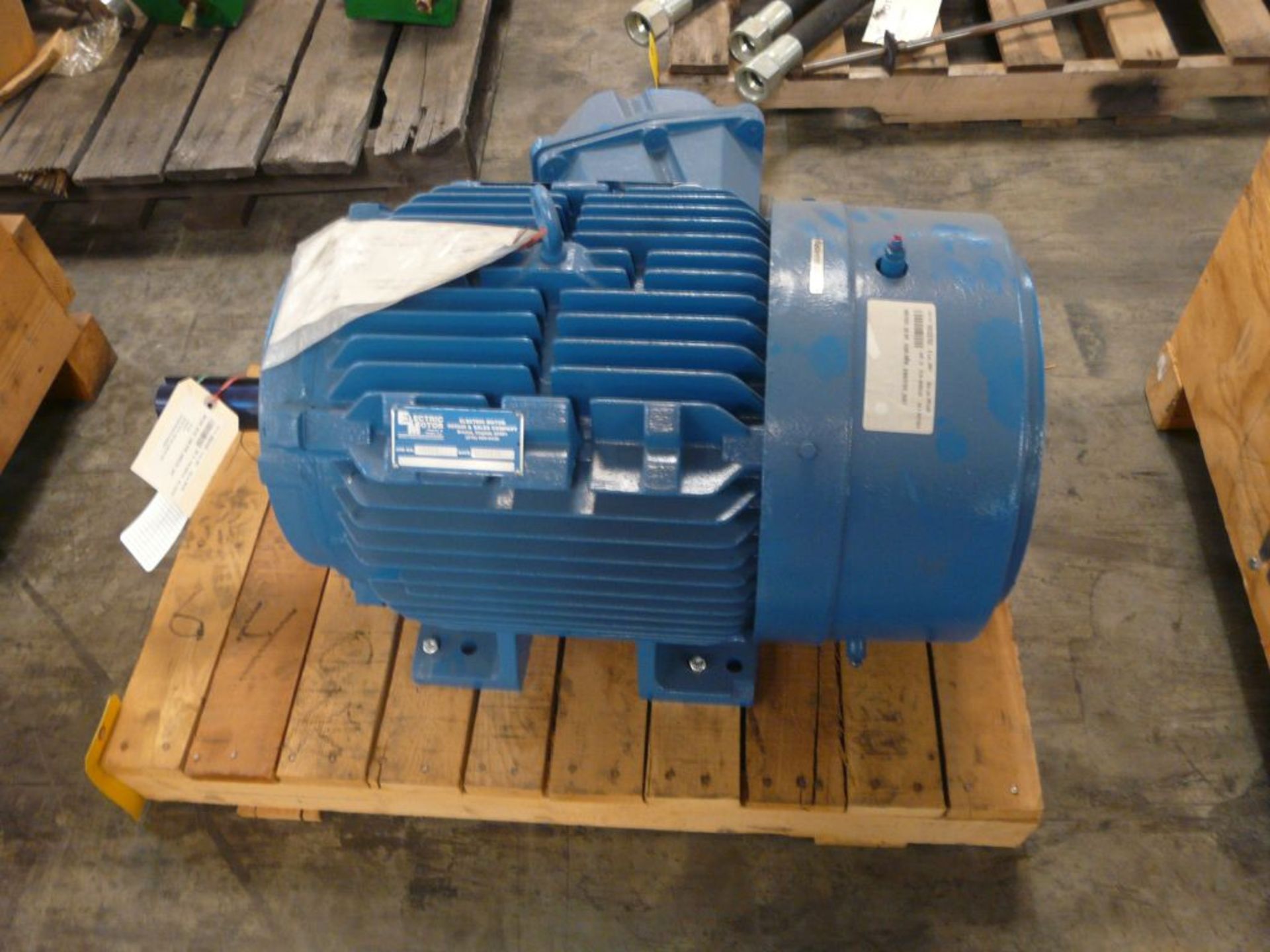 Siemens 30 HP Motor - Part No. 1MJ03266XE51A; Type: RGZZESC; 30 HP; 575V; 1180 RPM; Frame: 326T; - Image 3 of 8