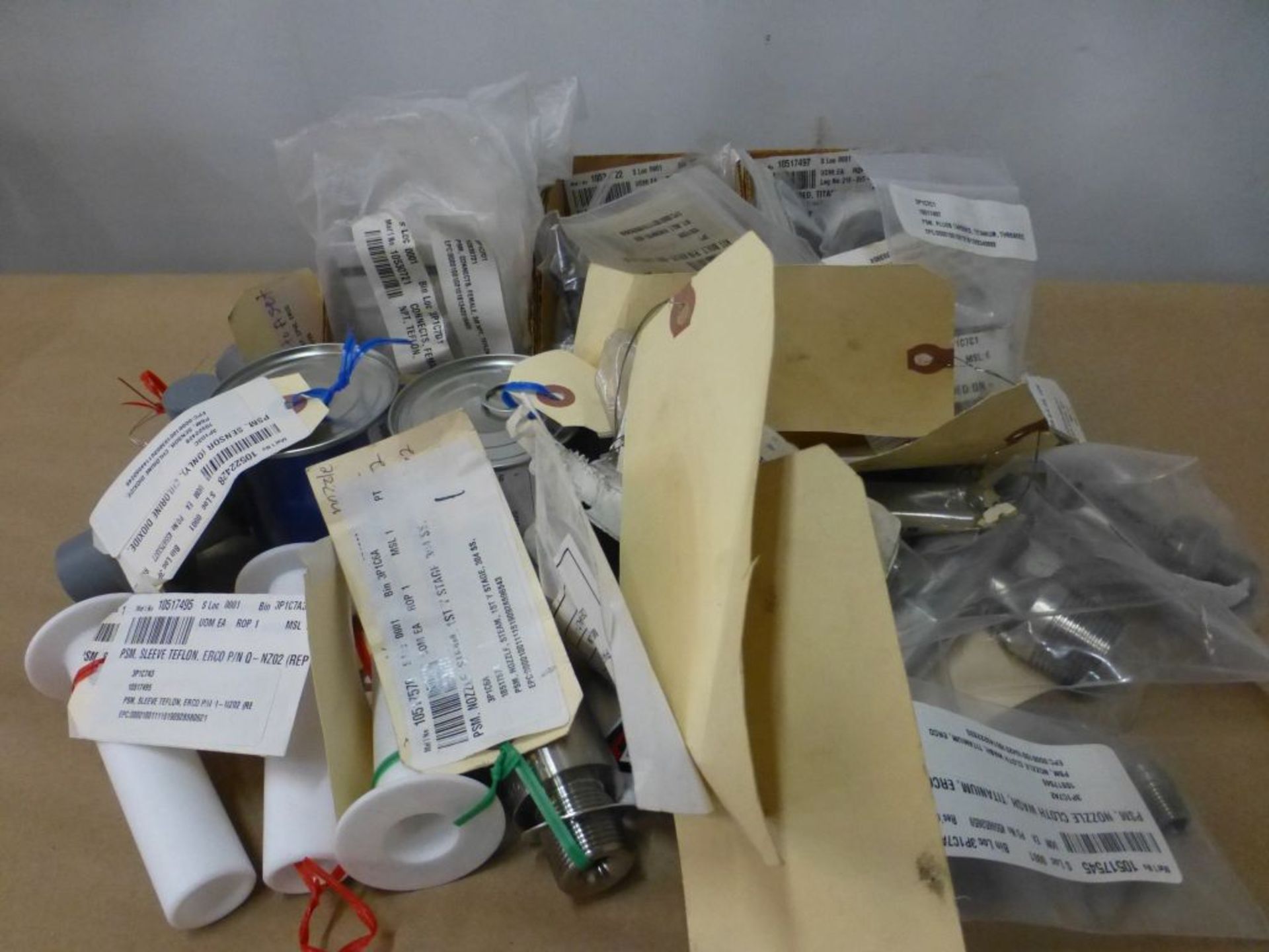 Lot of Assorted Components - Includes:; Sleeve Teflon; Plugs; Connectors; Tag: 216164 - Image 2 of 14