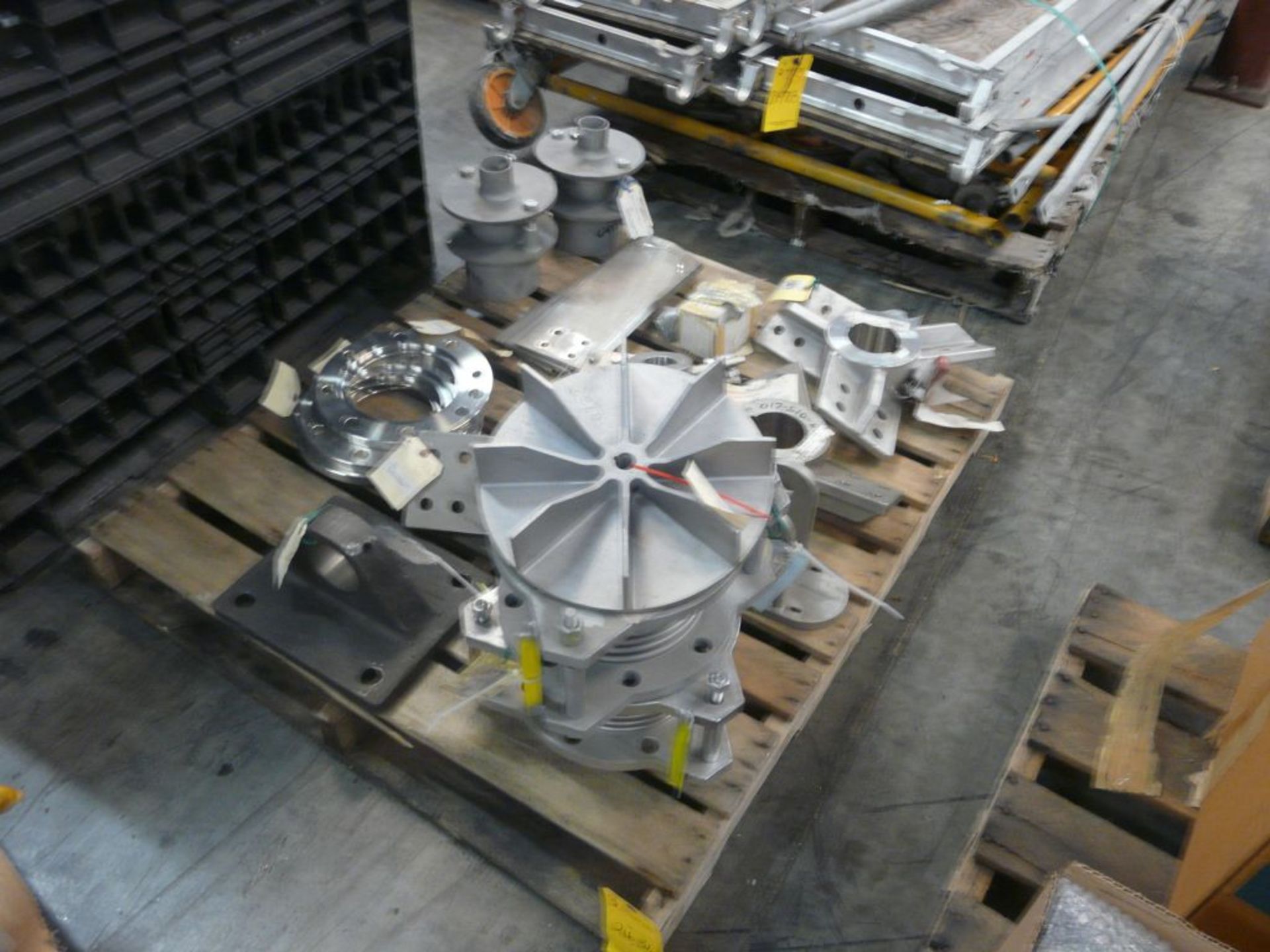 Lot of Assorted Components - Includes:; External Pivot Bracket; Agitator Hub Turbine; Flange