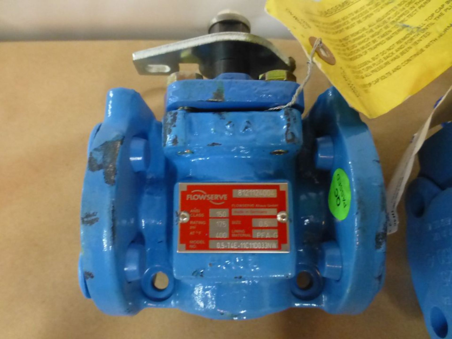 Lot of (3) Flowserve Valves - (2) Model No. 05-T4E-11C11D033NW, Size: 0.5"; (1) Model No. 1-T4E- - Image 4 of 7