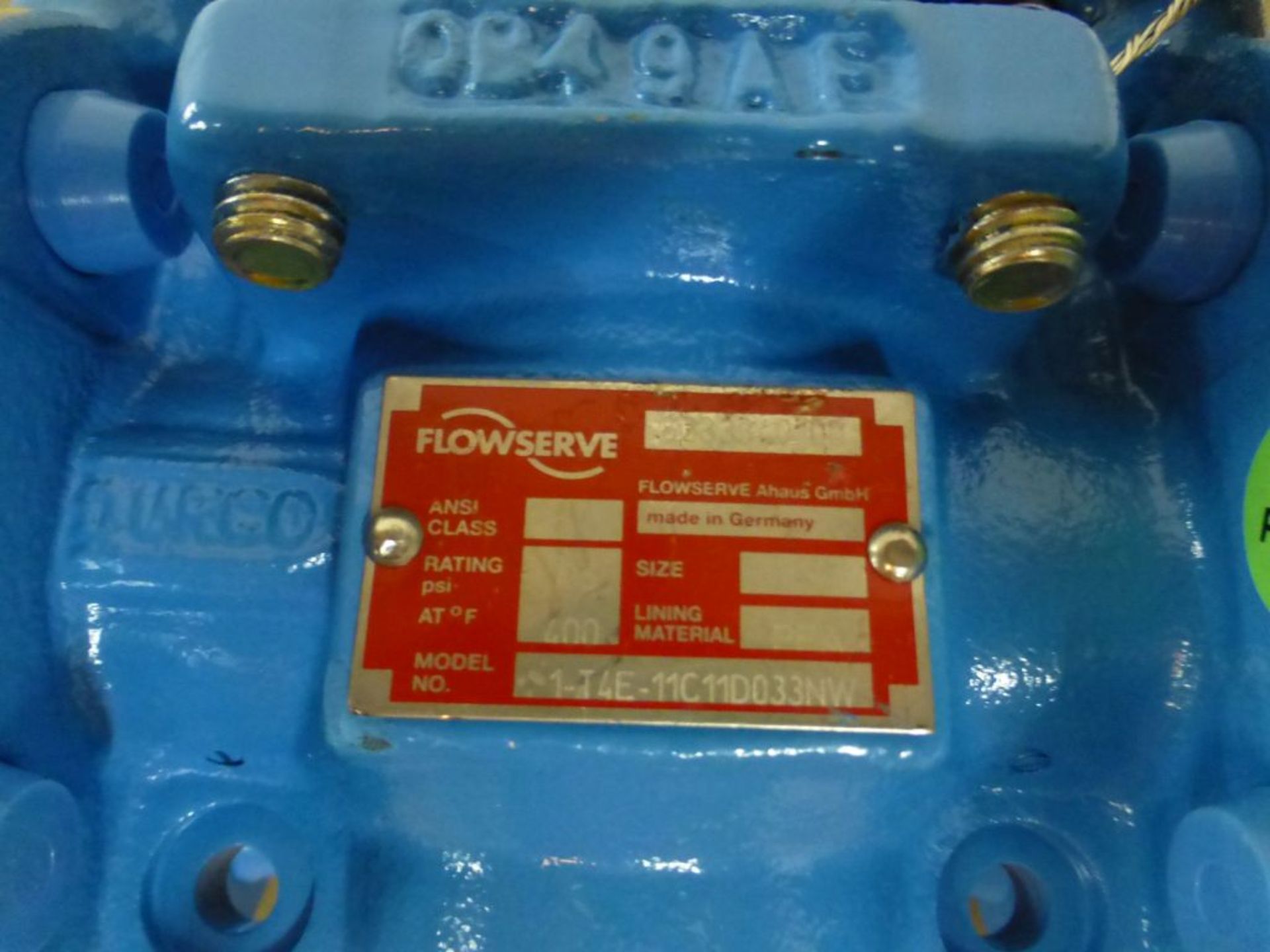 Lot of (3) Flowserve Valves - (2) Model No. 05-T4E-11C11D033NW, Size: 0.5"; (1) Model No. 1-T4E- - Image 7 of 7