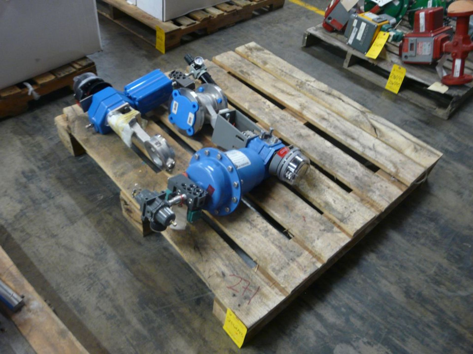 Lot of (2) Assorted Valves - (1) Quadra Powr Valve Series No. QPX2C/CM; (1) Neles Butterfly Valve;