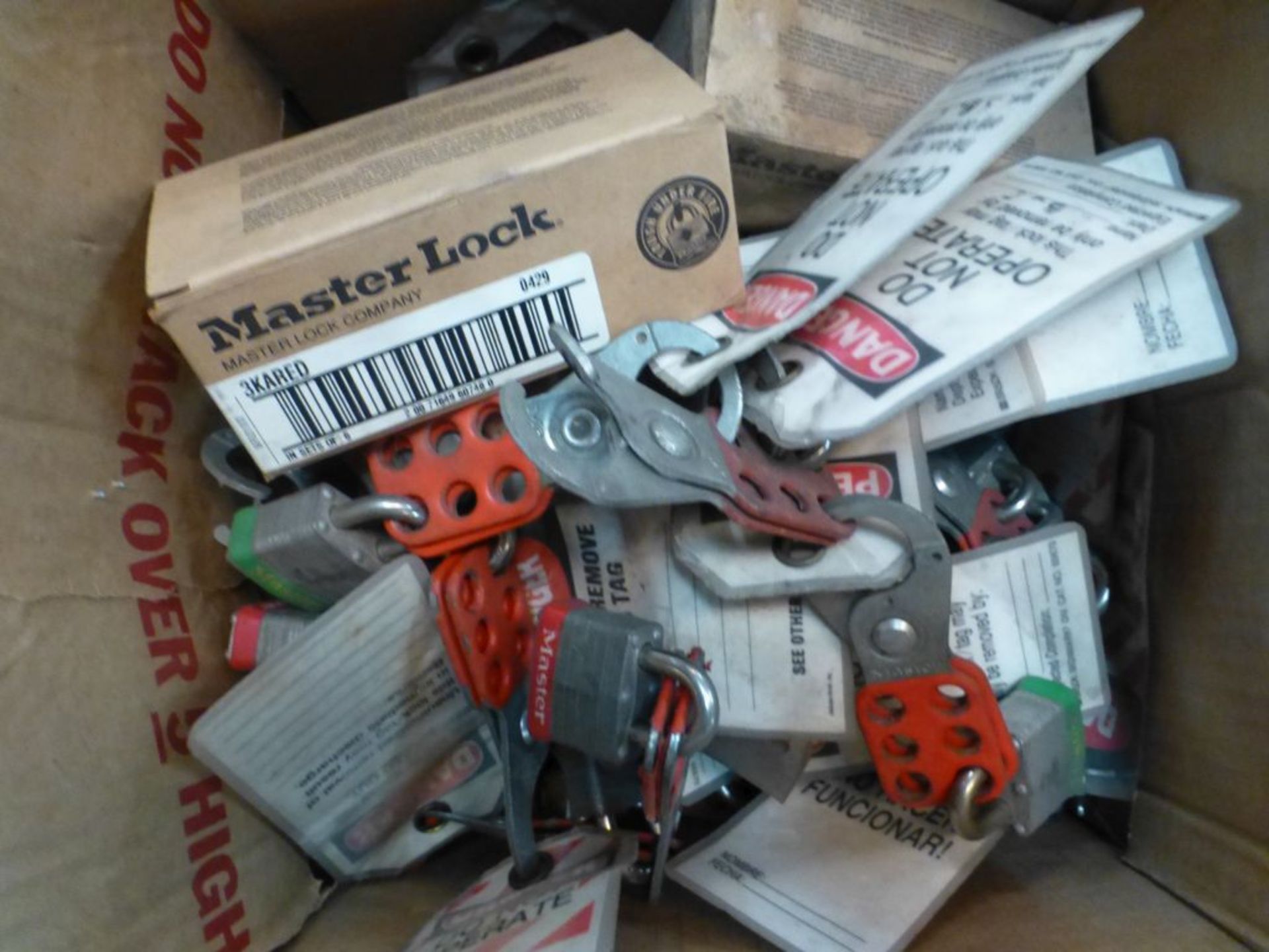 Lot of Assorted Masterlock Locks and Electrical Lockouts - Tag: 219557 - Image 8 of 8