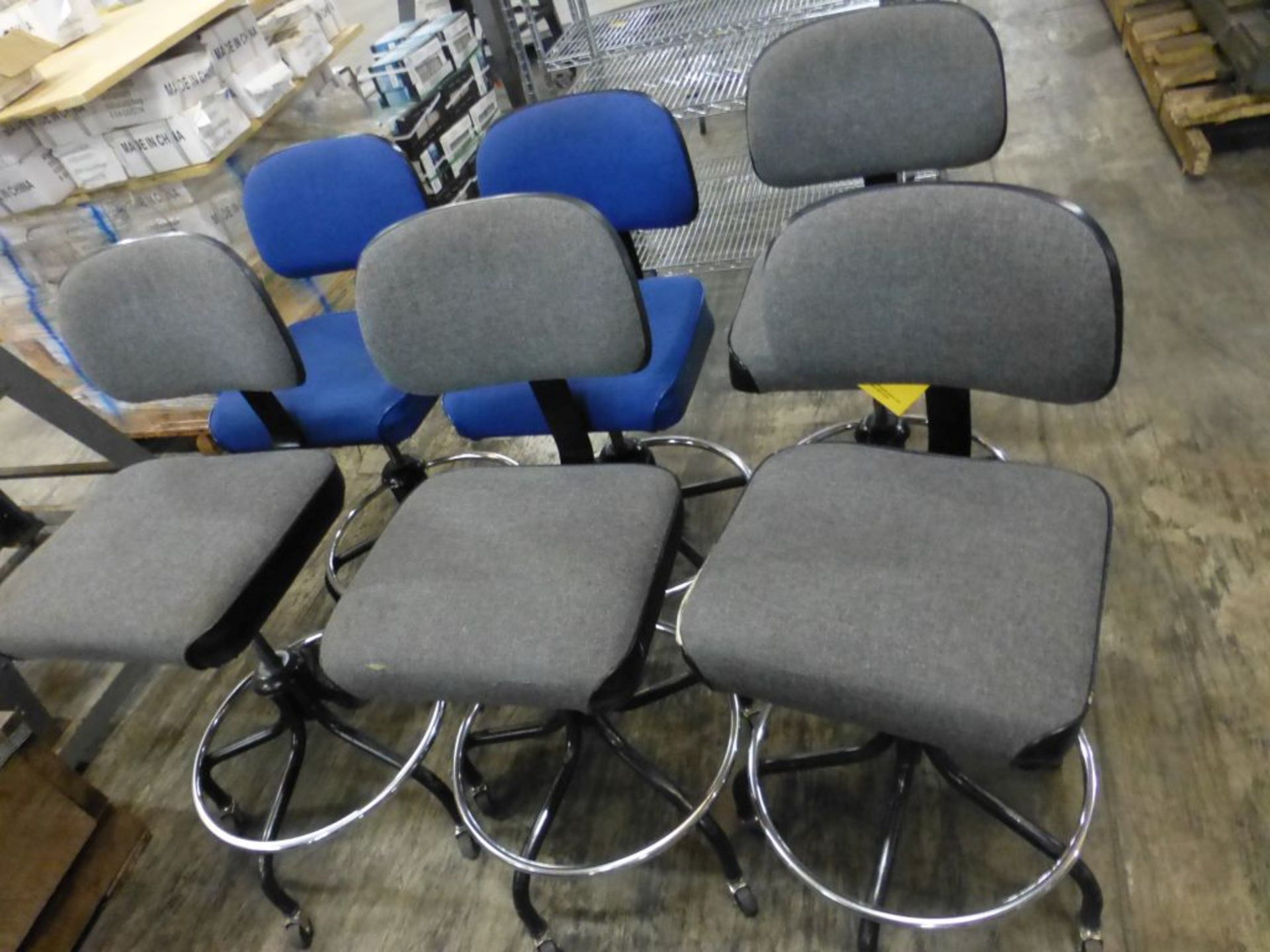Lot of (6) Rolling Stools - Tag: 218472