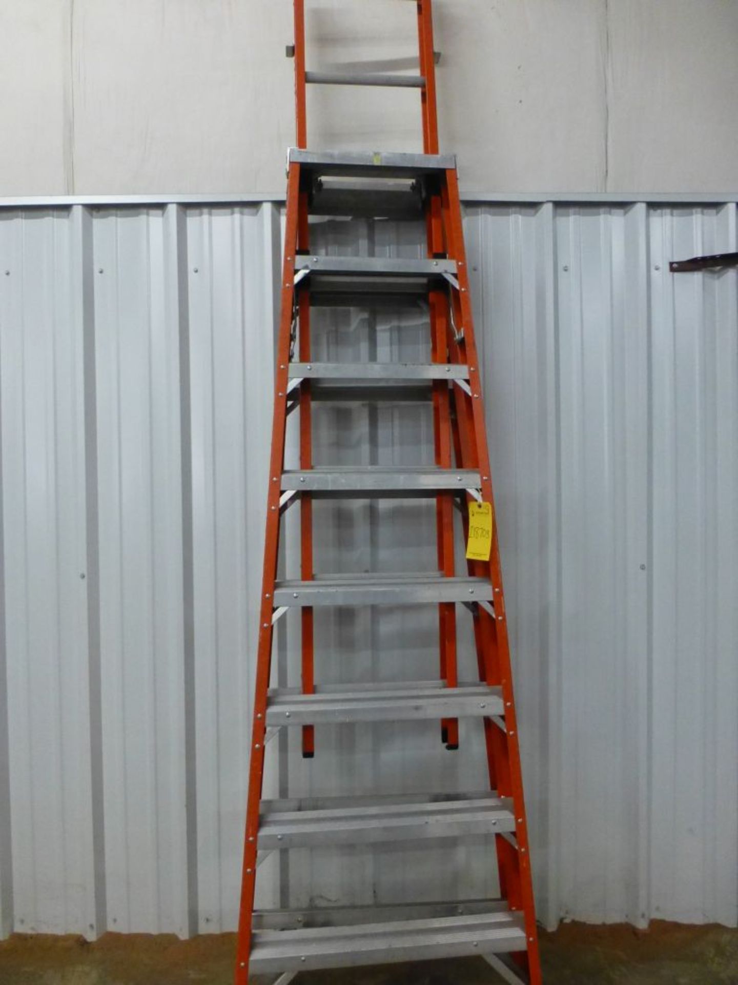 Werner Extension Trestle Ladder - Model No. E7408; 8'; 12' Extension; Tag: 218703