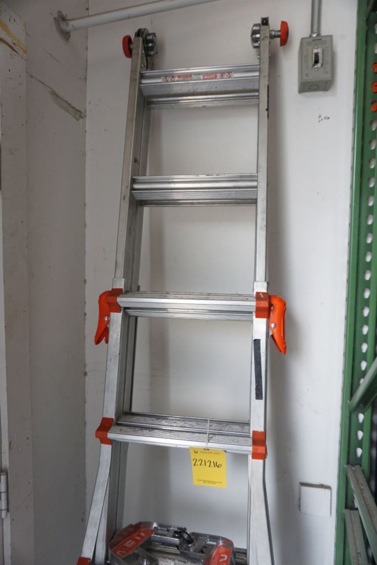 Little Giant 300 Heavy Rated Ladder|91"; Tag: 221216 - Image 4 of 5