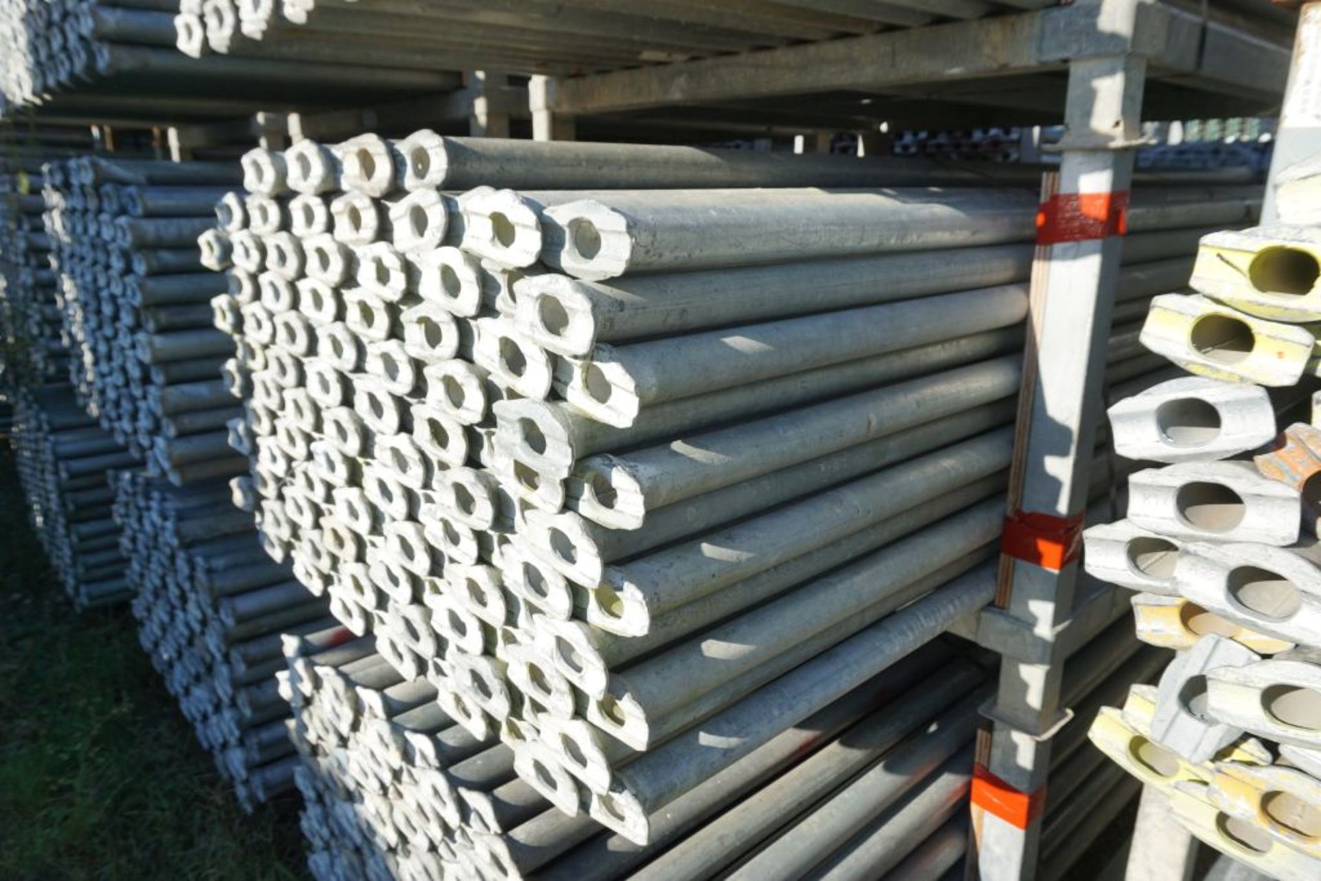 Lot of (450) 8' 0" Horizontal Ledger - Bay Length 96" (2.44M); Type: CLH80 - (3) Racks Per Lot - - Image 7 of 12