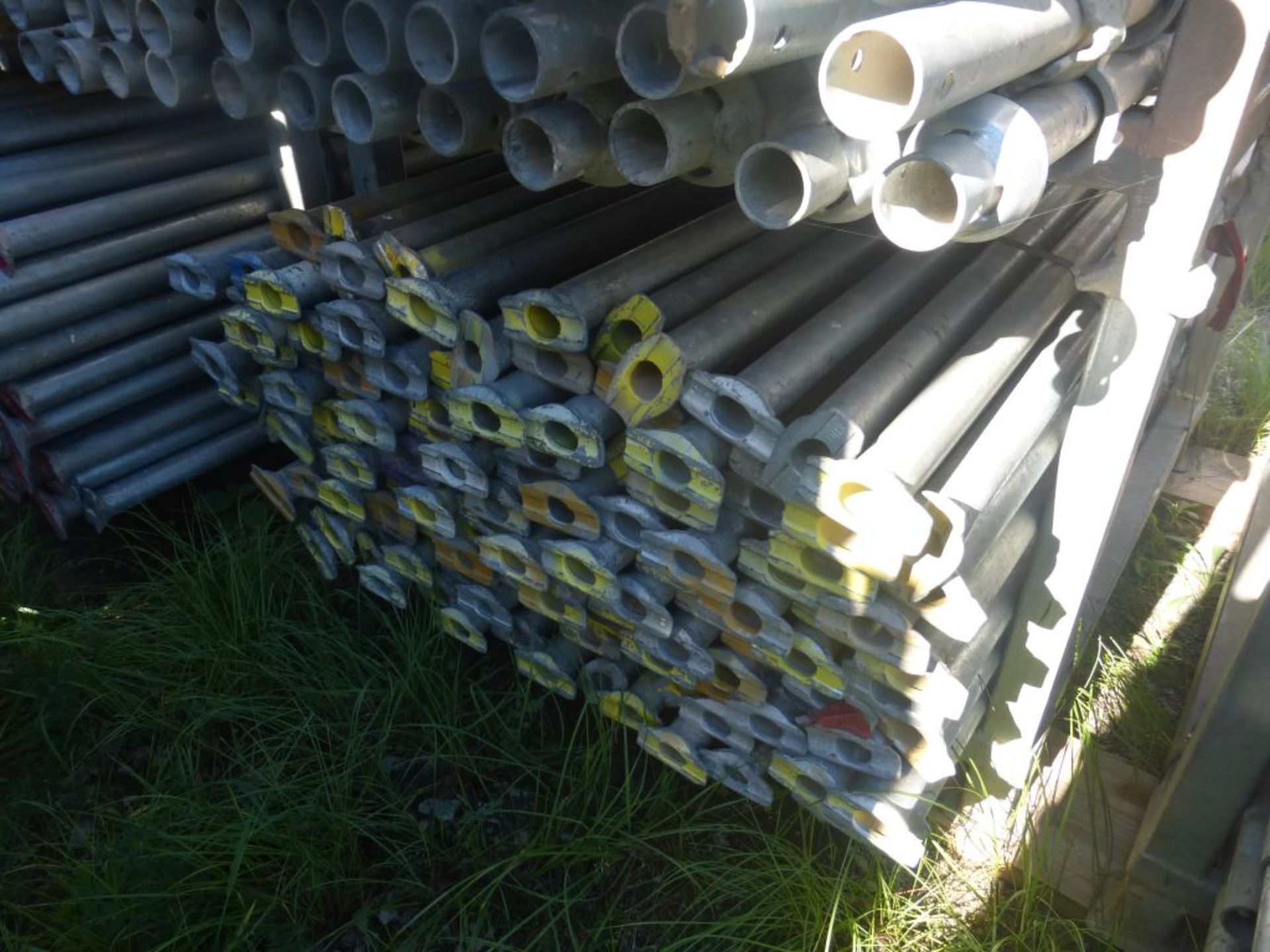 Lot of (600) 6' 0" Horizontal Ledger - Bay Length 72" (1.83M); Type: CLH60 - (4) Racks Per Lot - - Image 3 of 12