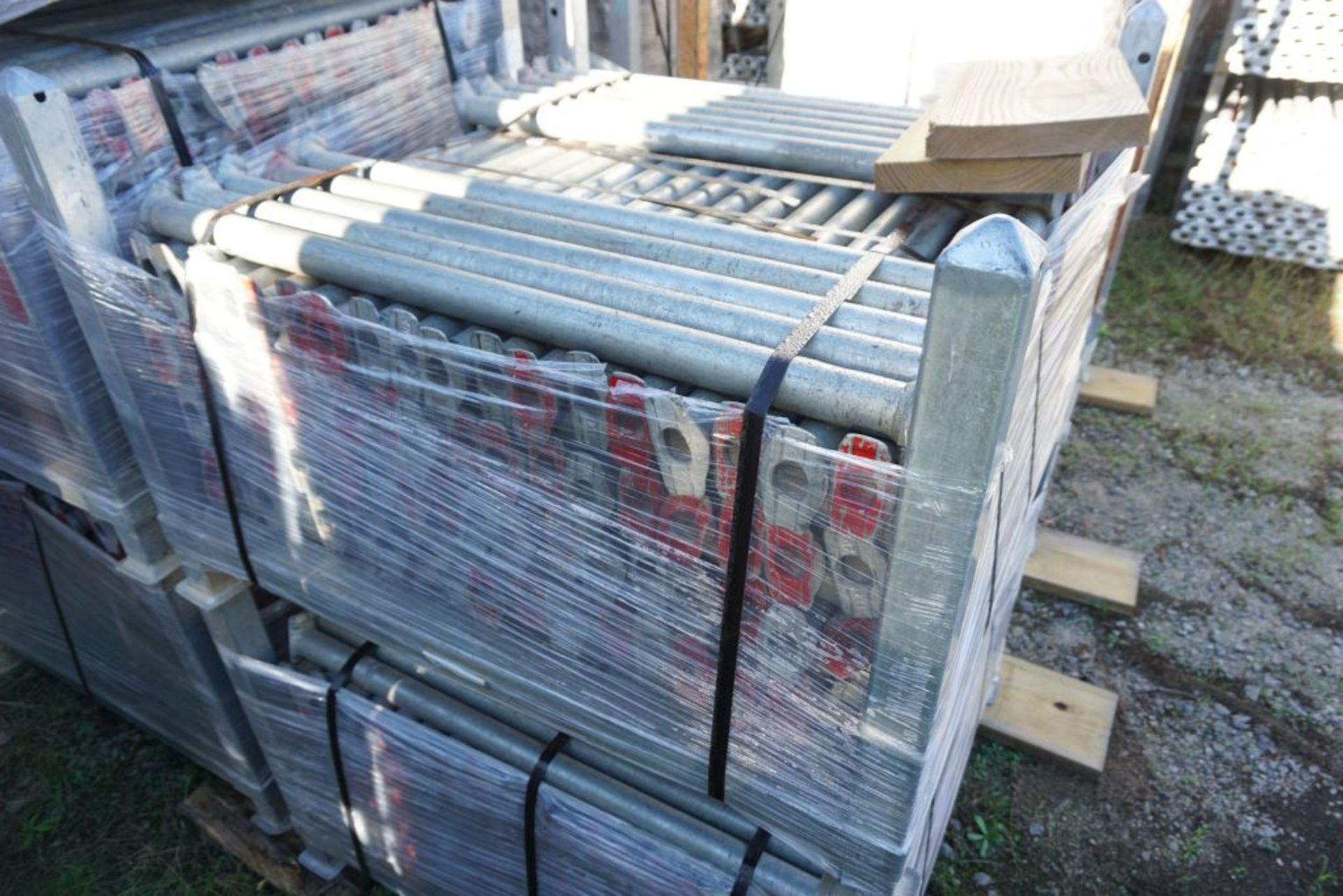 Lot of (450) 3' 6" Horizontal Ledger - Bay Length 42" (1.07M); Type: CLH36 - (3) Racks Per Lot - - Image 10 of 10