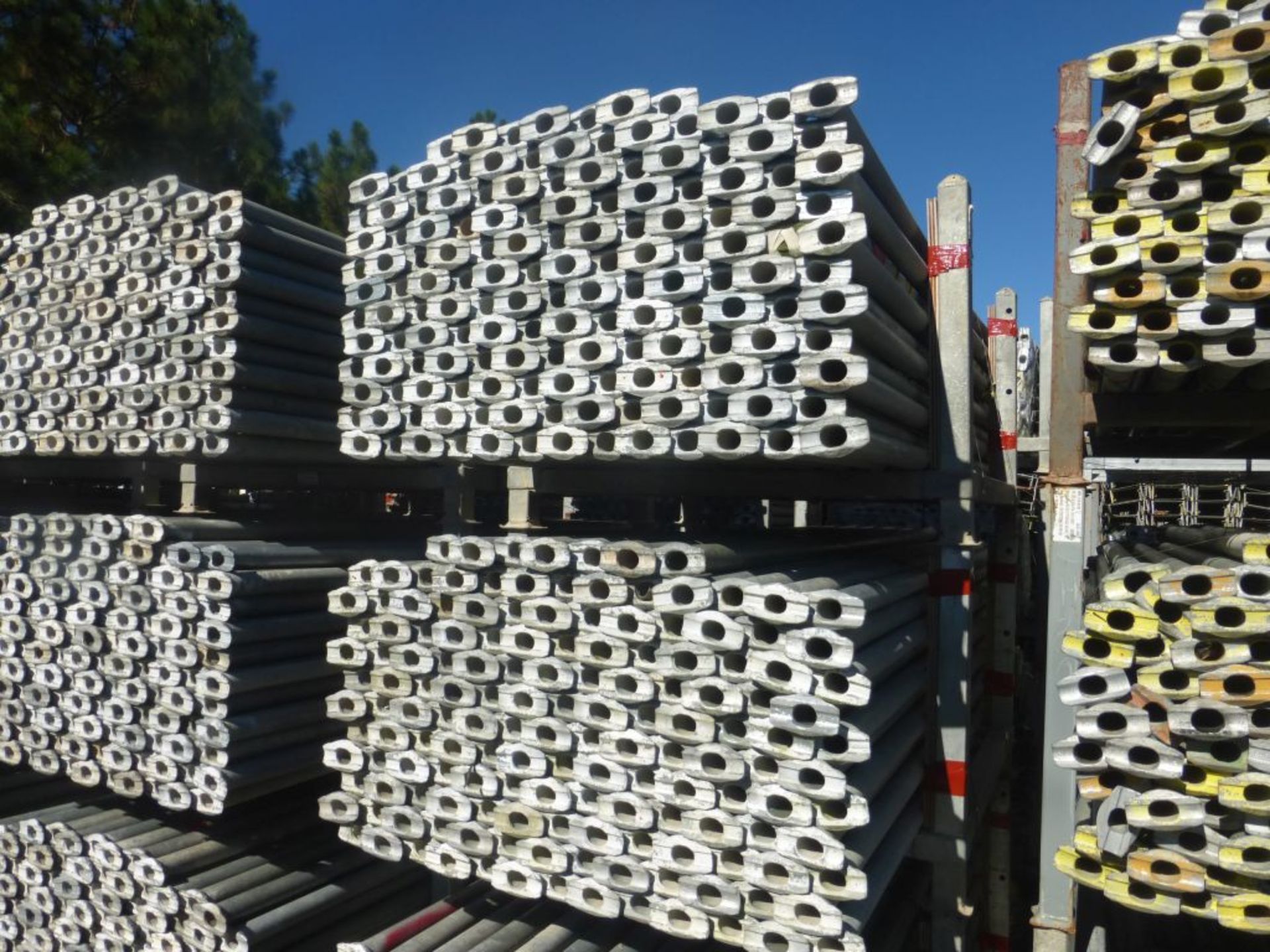 Lot of (450) 8' 0" Horizontal Ledger - Bay Length 96" (2.44M); Type: CLH80 - (3) Racks Per Lot - - Image 2 of 12