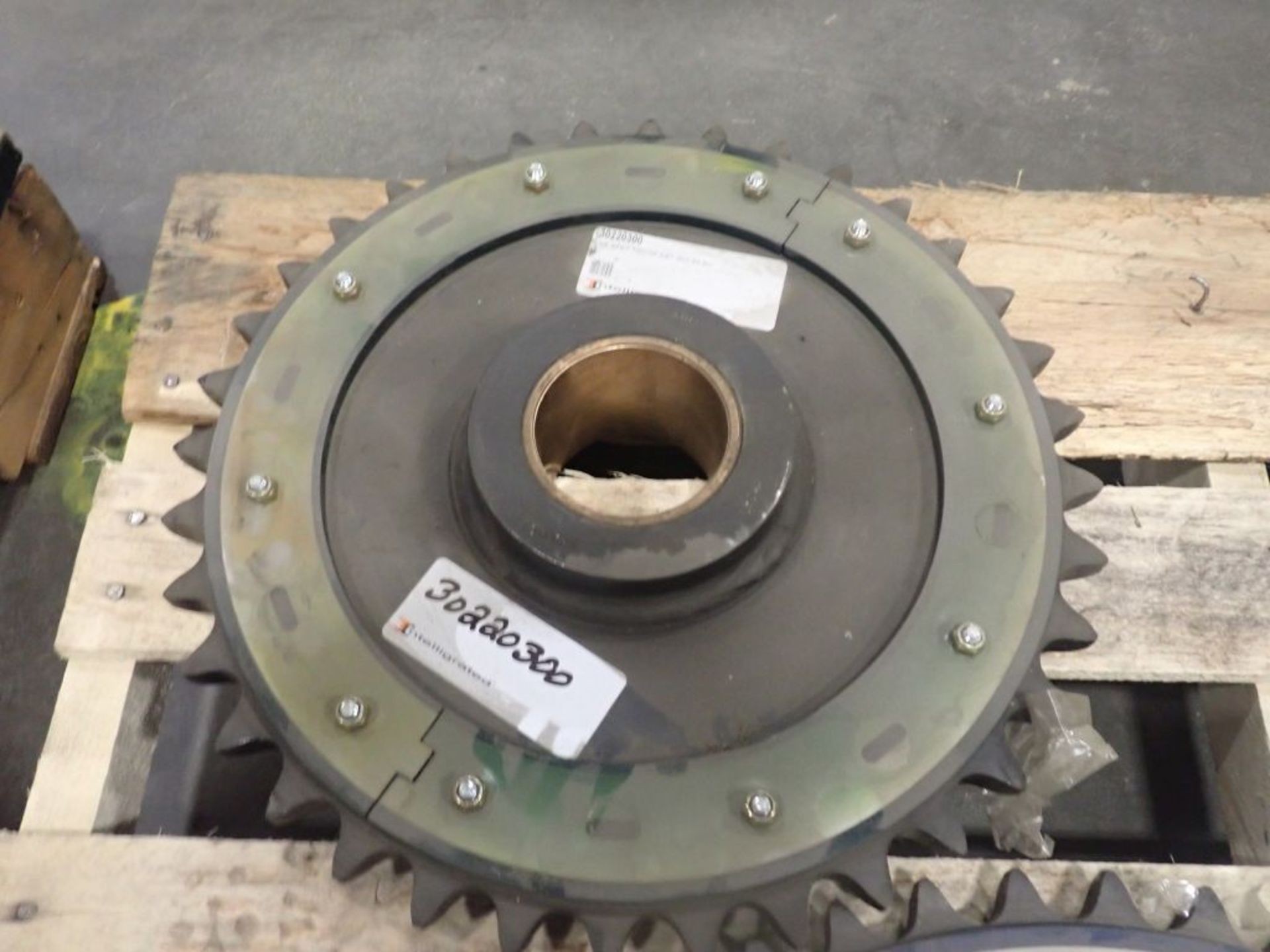 Lot of (6) Sprockets - Tag: 222311; Lot Loading Fee: $30 - Image 11 of 12