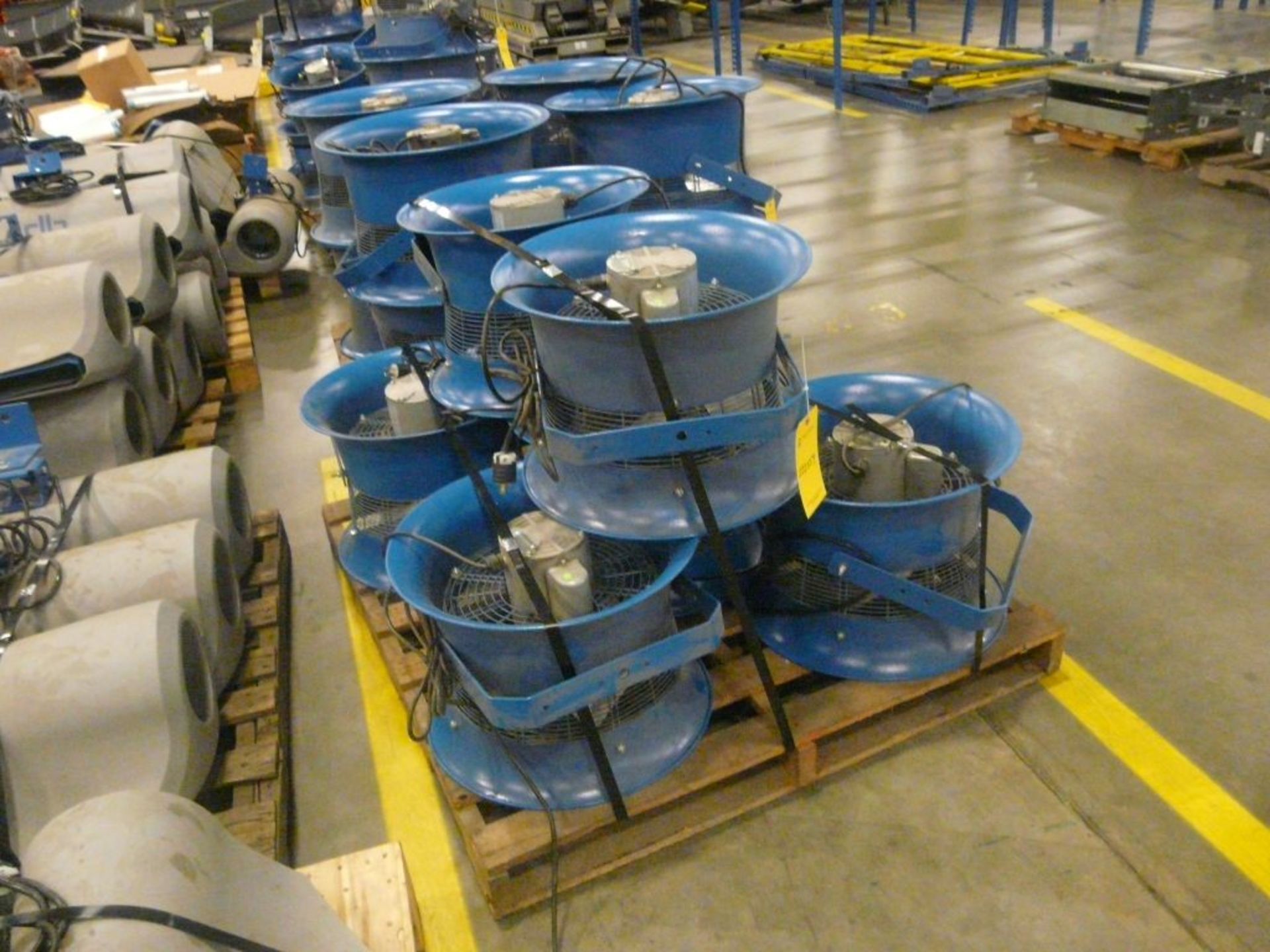 Lot of (7) Patterson 14" Circle Fans - Tag: 222559; Lot Loading Fee: $30 - Image 2 of 10