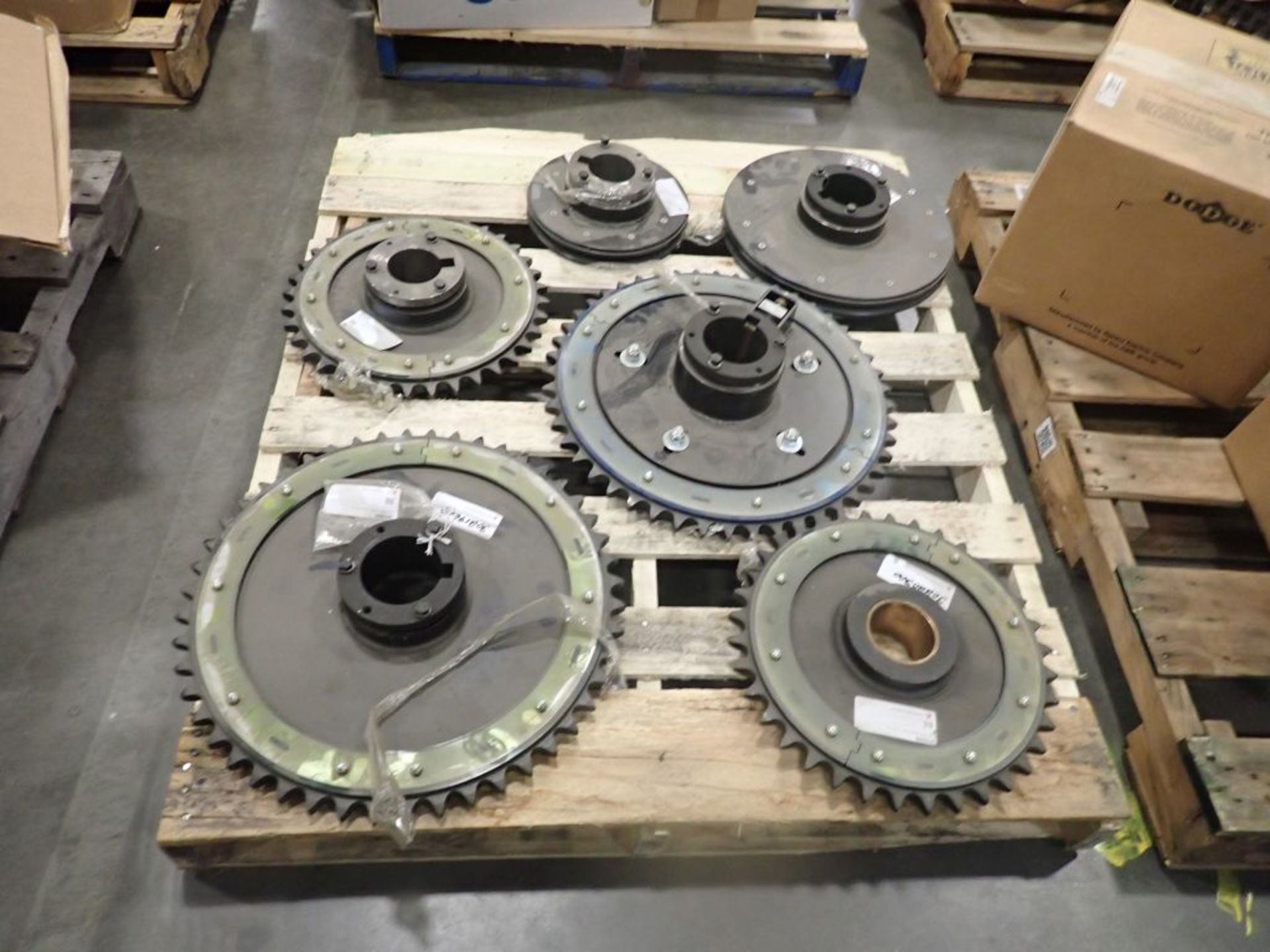 Lot of (6) Sprockets - Tag: 222311; Lot Loading Fee: $30 - Image 3 of 12