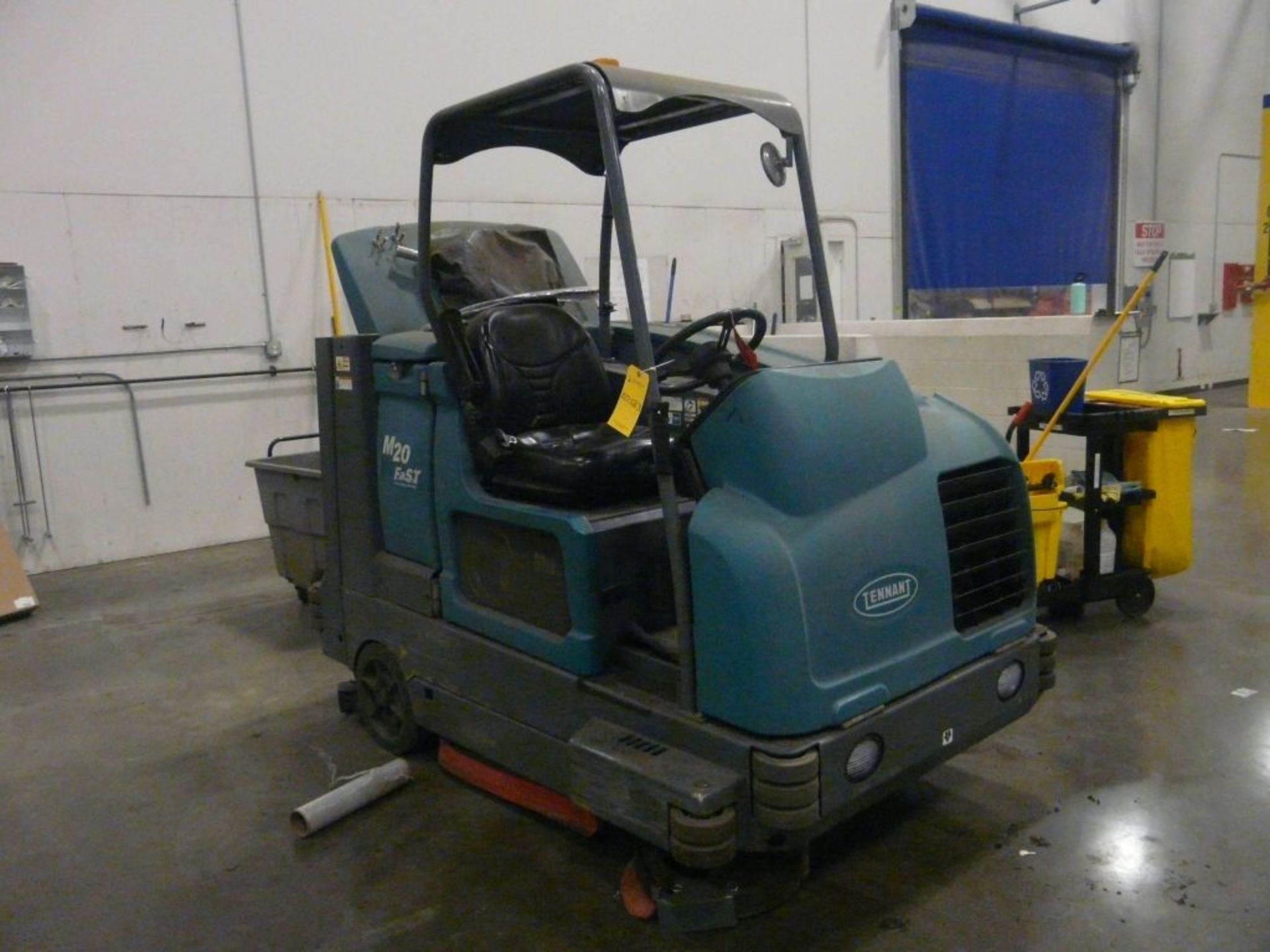 Tennant Floor Scrubber - Serial No. M20-1352; Type: F363966; 3875 Hours; GVW: 5200 lbs; M20 Fast;