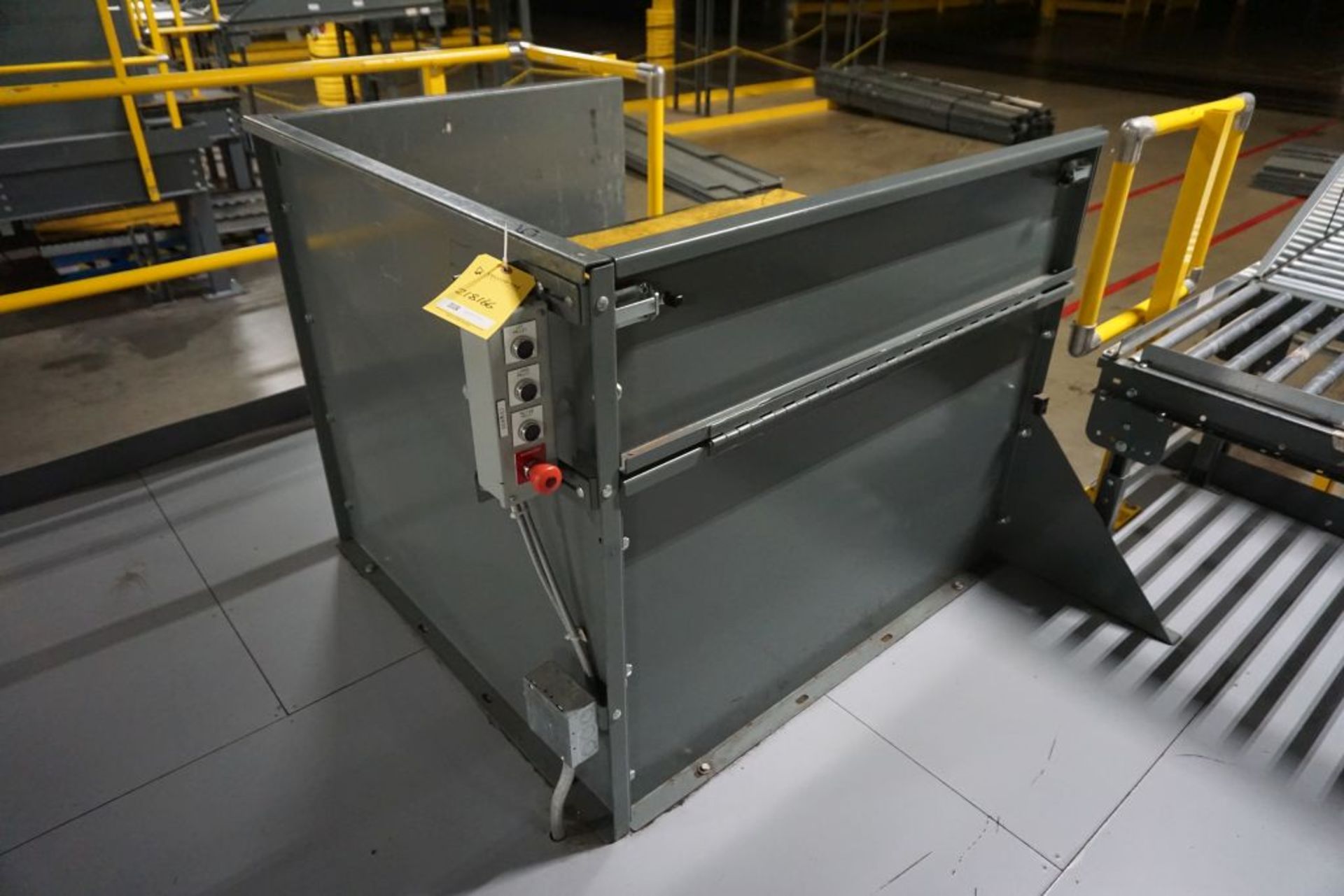 Lift Products Inc Max Lift Table - Model No. LPT-035-72XXH; 460V; 3500 lb Capacity; Tag: 218166; Lot