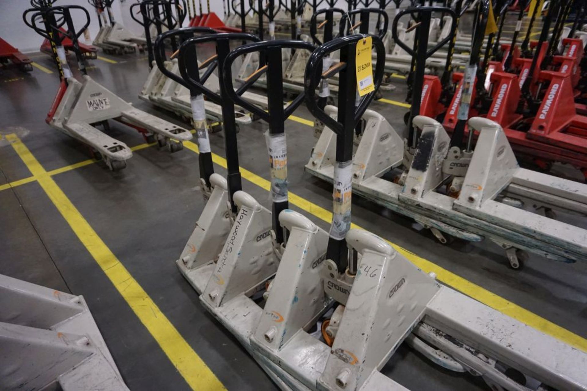 Lot of (4) Crown Pallet Jacks - Model No. PTH50; 5000 lb Capacity; Tag: 218200; Lot Loading Fee: $30 - Image 3 of 4