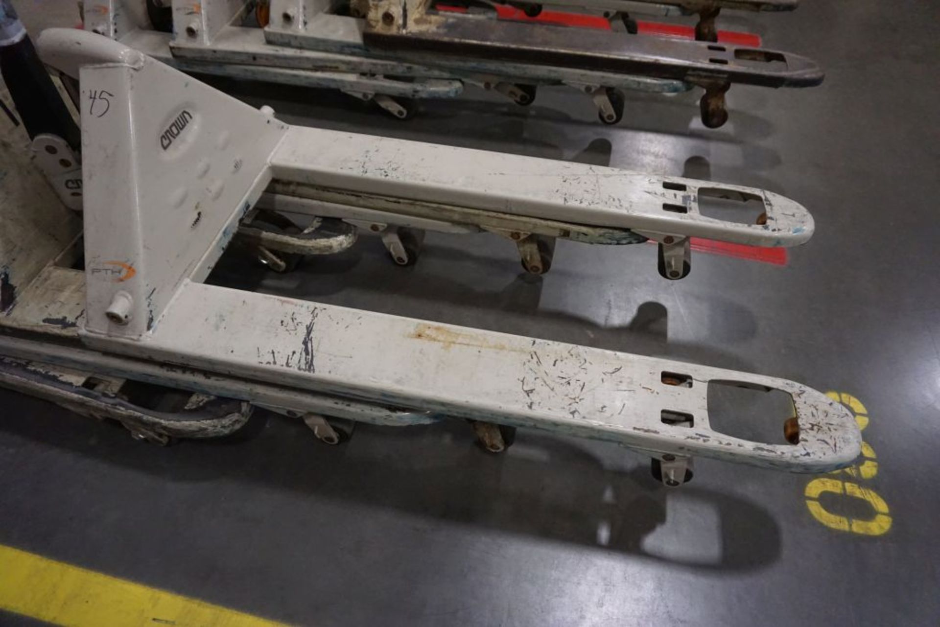 Lot of (4) Crown Pallet Jacks - Tag: 218223; Lot Loading Fee: $30 - Image 2 of 5