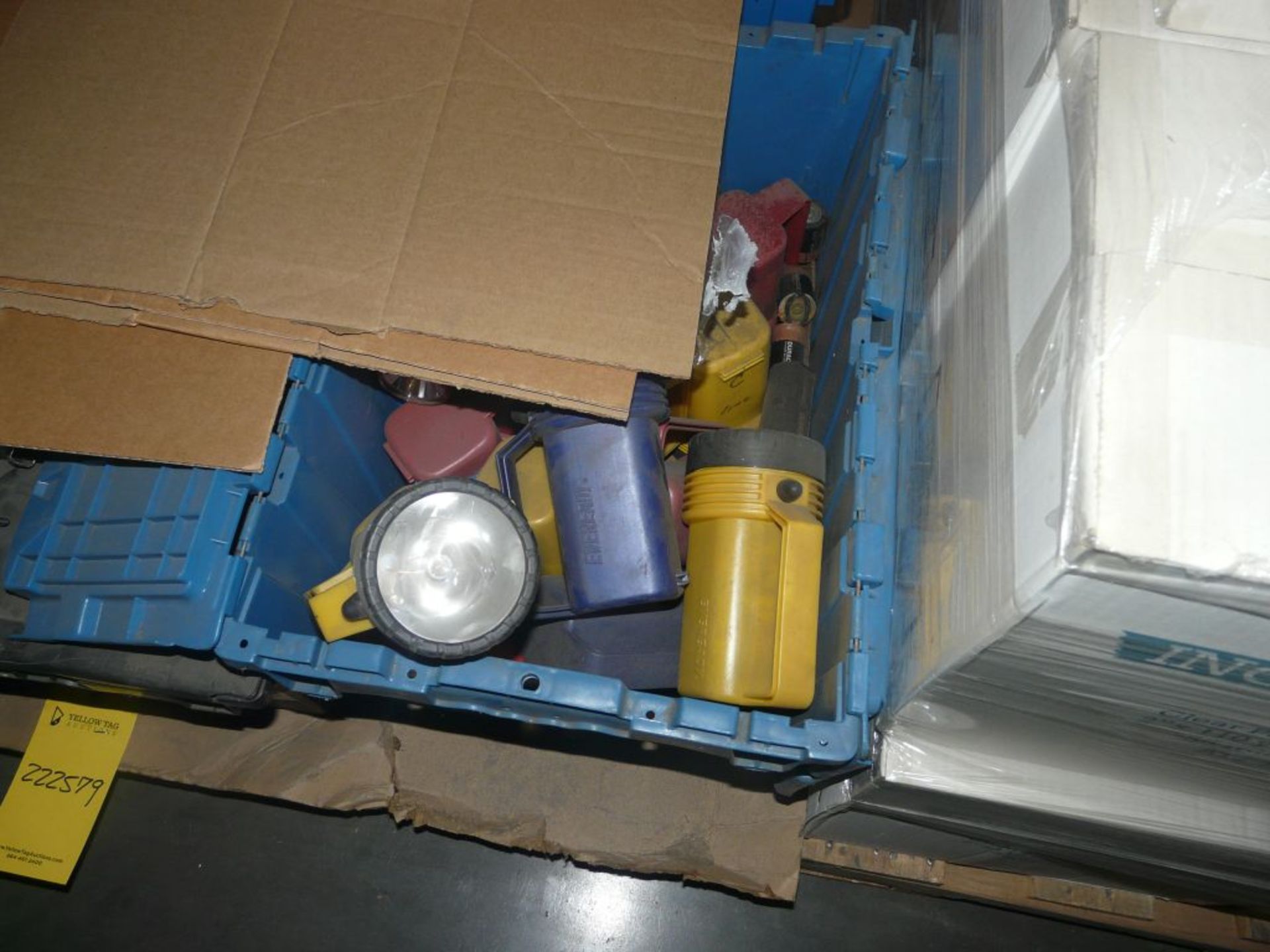Lot of Assorted Components - Includes:; Staples; Flashlights; Tennis Balls; Tag: 222579; Lot Loading - Image 3 of 7