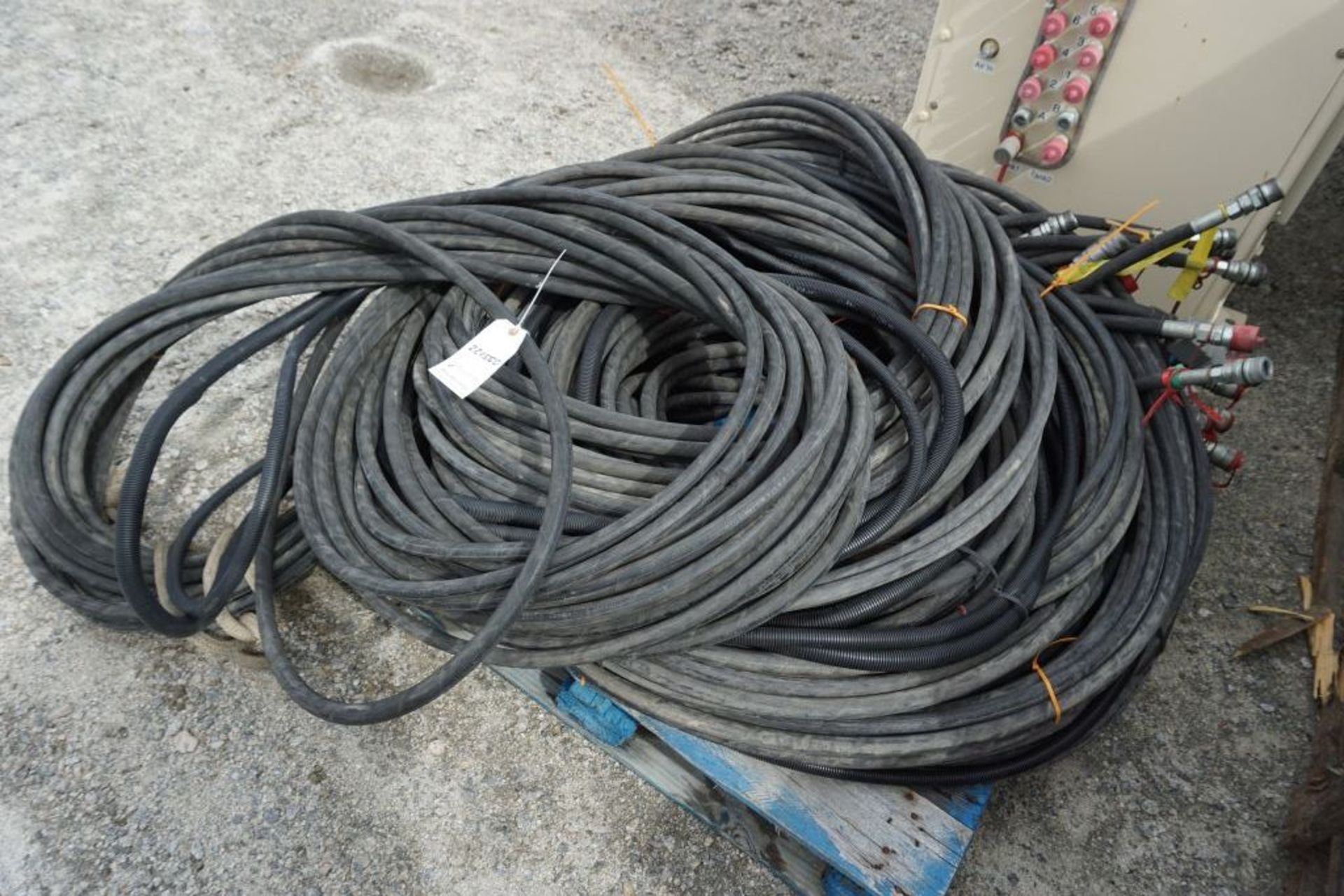 Lot of Hoses for Hydraulic Fluid for Booms, ETC - Tag: 220550