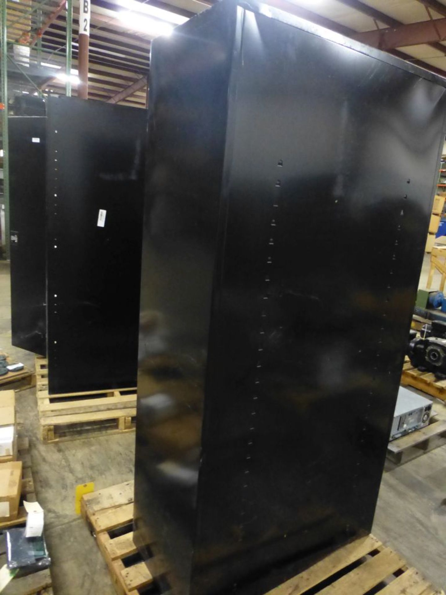 Sandusky Metal Black Cabinet w/Components - Part No. EA4R361872-09; 18"W x 36"L x 72"H; Tag: 221577 - Image 4 of 14