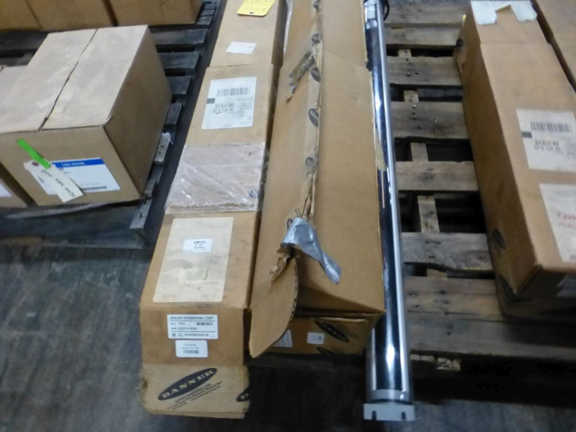 Lot of (2) Banner Fluorescent Luminaires - Part No. 71298; 120/277 VAC; New Surplus; Tag: 221677 - Image 3 of 8