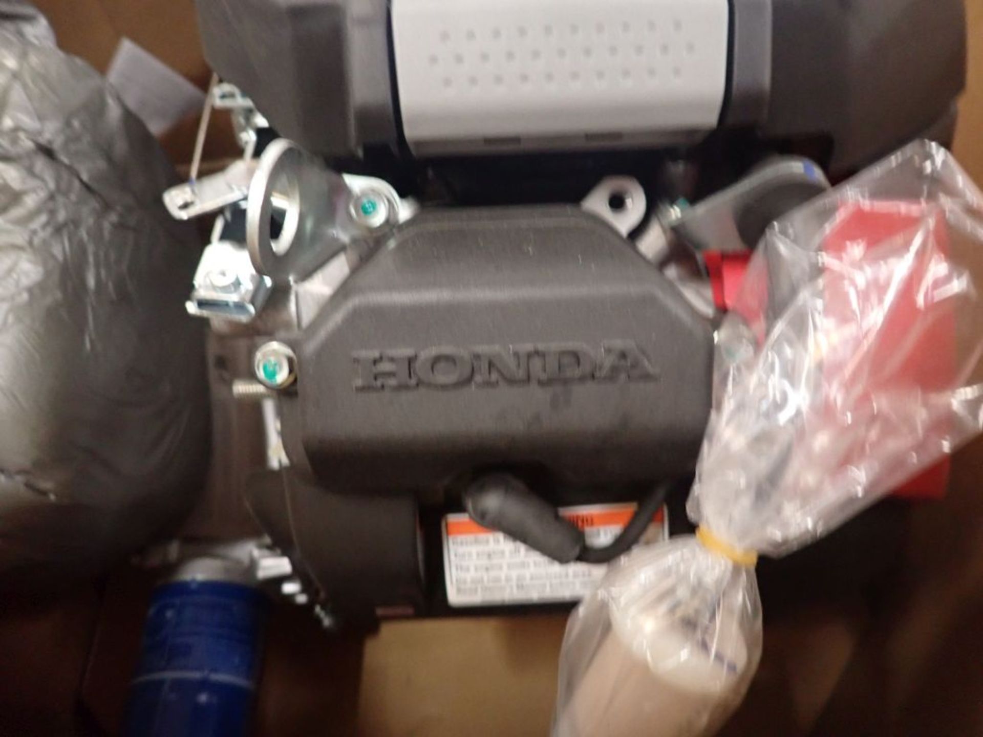 Honda Engine|Part No. 20GX6300QZ 82; Tag: 225767 - Image 5 of 12