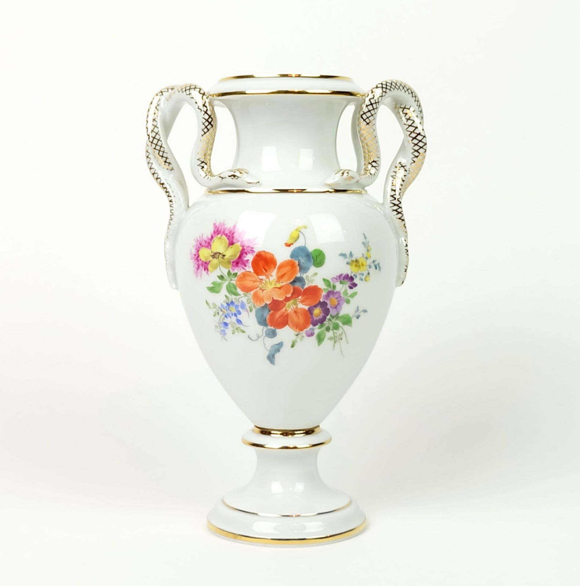 SCHLANGENHENKELVASE,