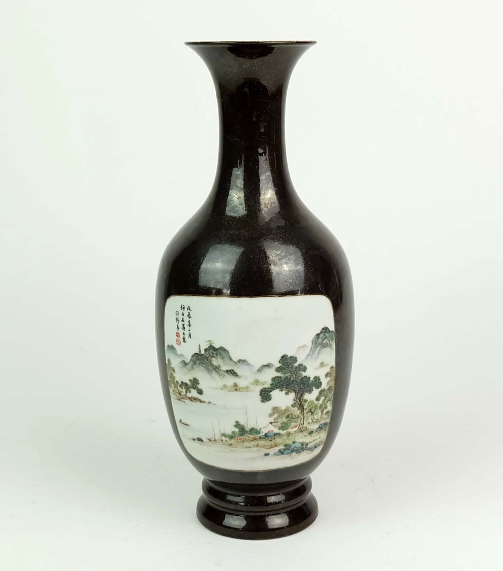 BALUSTERVASE, China, 19. Jh., Porzellan,