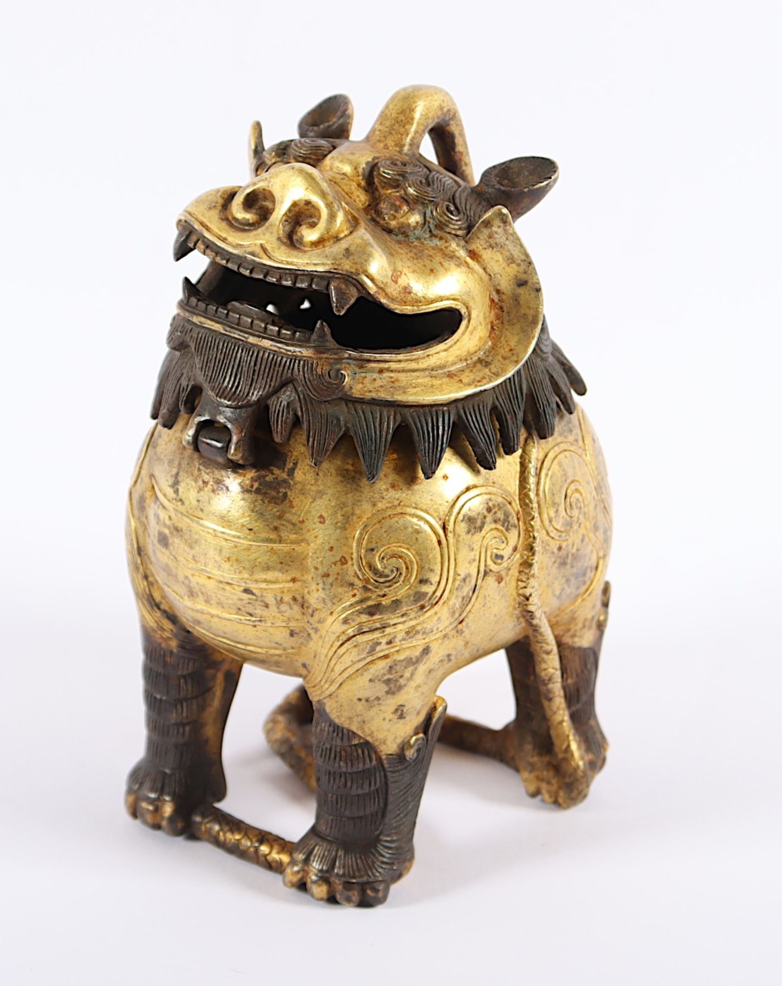 QILIN ALS WEIHRAUCHBRENNER, Bronze, - Bild 2 aus 5