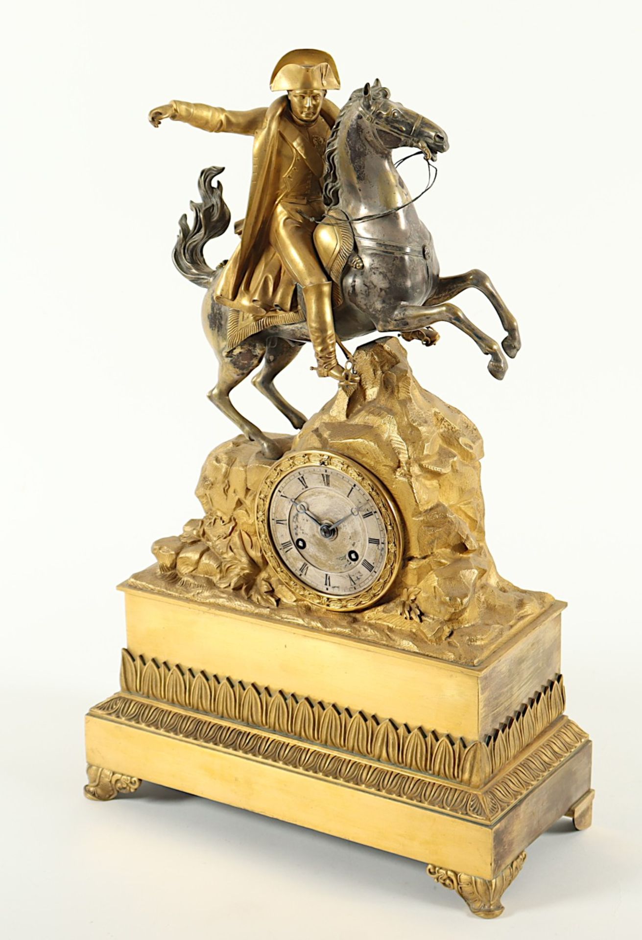 FIGURENPENDULE "NAPOLÉON ZU PFERDE",