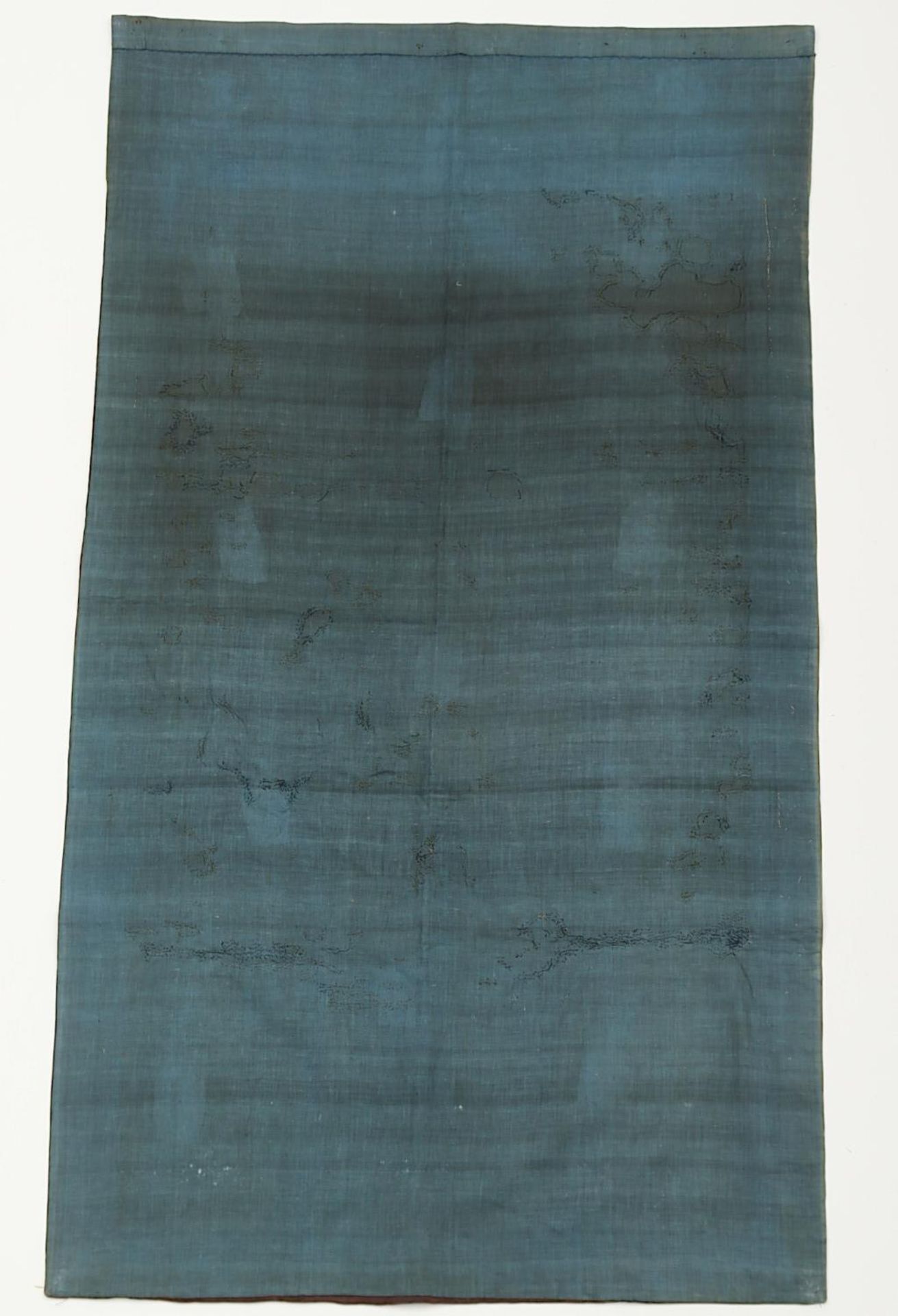 FRAGMENT EINER DRACHENROBE, blaue - Bild 5 aus 5