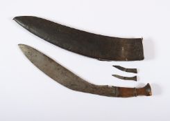 KUKRI, Typische, zur Spitze