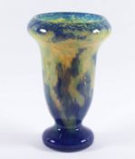 VASE, farbloses Glas, blau-grüne