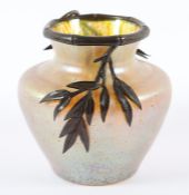 JUGENDSTIL-VASE, farbloses Glas,