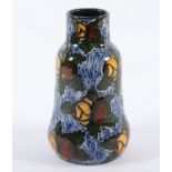 KLEINE JUGENDSTIL-VASE, Keramik,