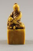 SIEGELNETSUKE CHINESE, Elfenbein, auf