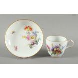 TASSE MIT UNTERTASSE BLUMEN, MEISSEN