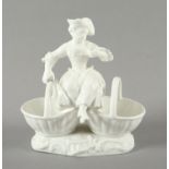 FIGÜRLICHE SALIERE, MEISSEN, UM 1800