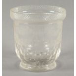 VASE, farbloses Glas, geschliffen,